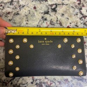 Kate spade wallet with pearl details
